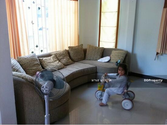 ให้เช่า! ด่วน บ้านเดี่ยว2ชั้น 55ตรว.เฟอร์นิเจอร์ครบ พร้อมเครื่องใช้ไฟฟ้า ถนน นวลจันทร์50 ใกล้เลียบทางด่วน-เอกมัยรามอินทรา ให้เช่า18,000/เดือน